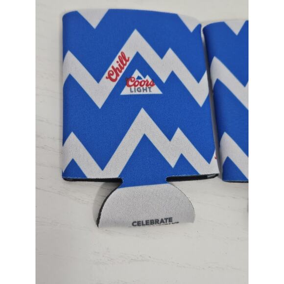Coors‎ Light Chill Koozies Beer Can Holders Set Of 2 Blue And White Chevron - Picture 2 of 3